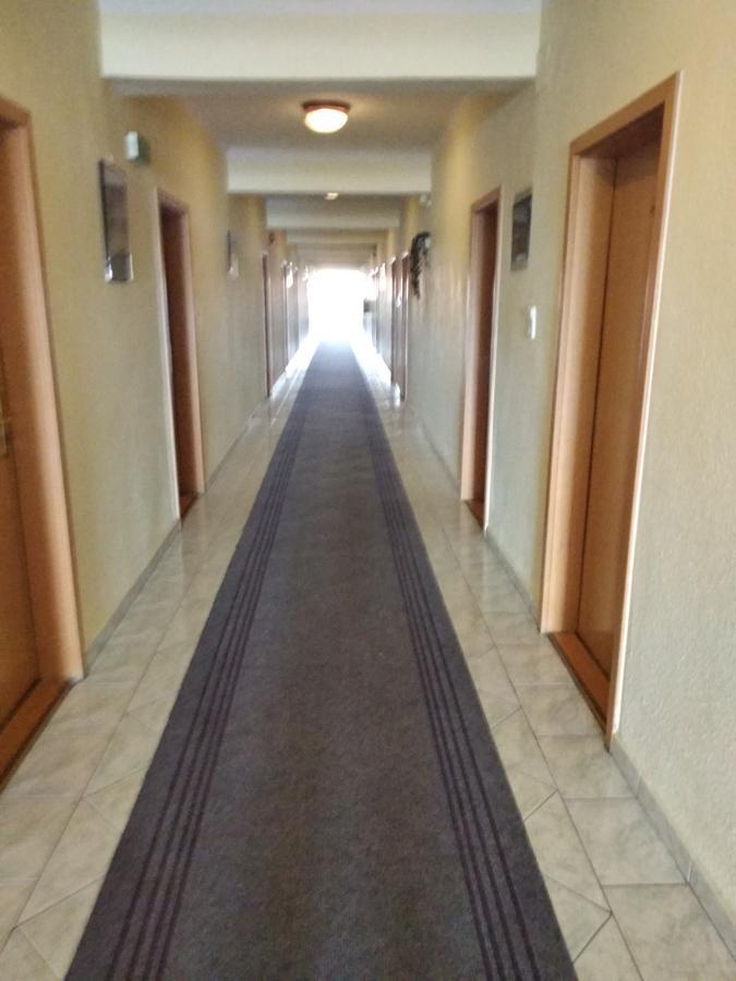 ホテル ナップ ブダペスト エクステリア 写真